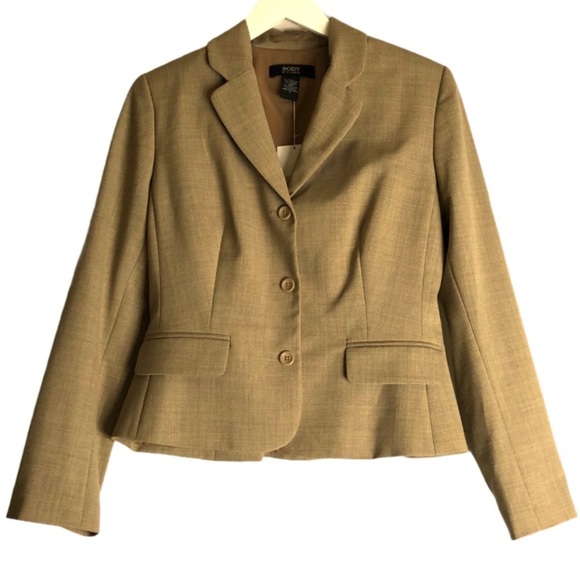 BODY by Victoria complete suit skirt and blazer - Picture 1 of 11